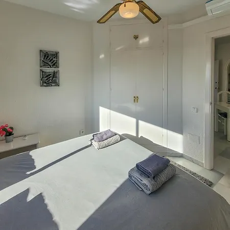 דירה ☆cozy 2br Apt. With Sea Views Wifi/ac/parking