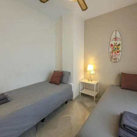 ☆cozy 2br Apt. With Sea Views Wifi/ac/parking Apartment
